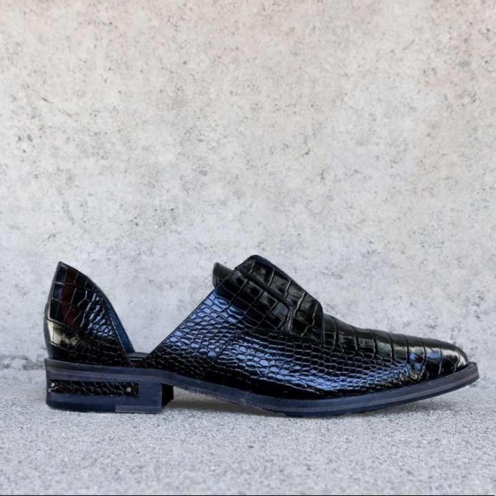 Freda Salvador WEAR laceless d’orsay Oxford